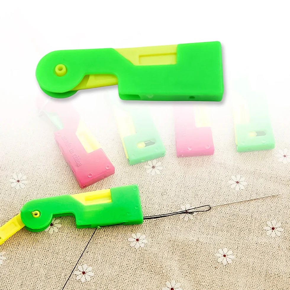 Automatic Needle Threading Device (Multicolour) - Image 2